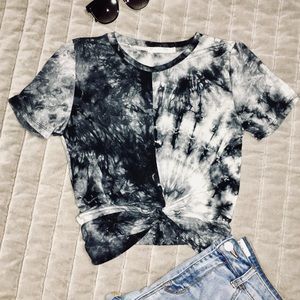Ragstock Heart & Hips Tie Dye Crop T-shirt